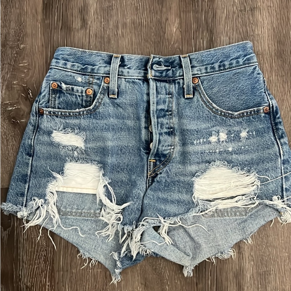 Levi Distressed Shorts